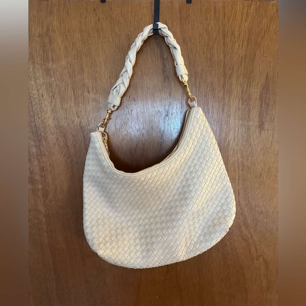 Elegant Cream Braided Handle Women's Bag